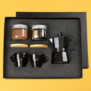 ست مدیریتی 5 تکه همراه موکاپات و لوازم دیگر قهوه